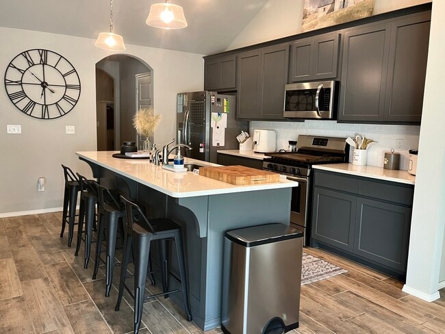 Building Photo - 1808 E. Van Buren PL.