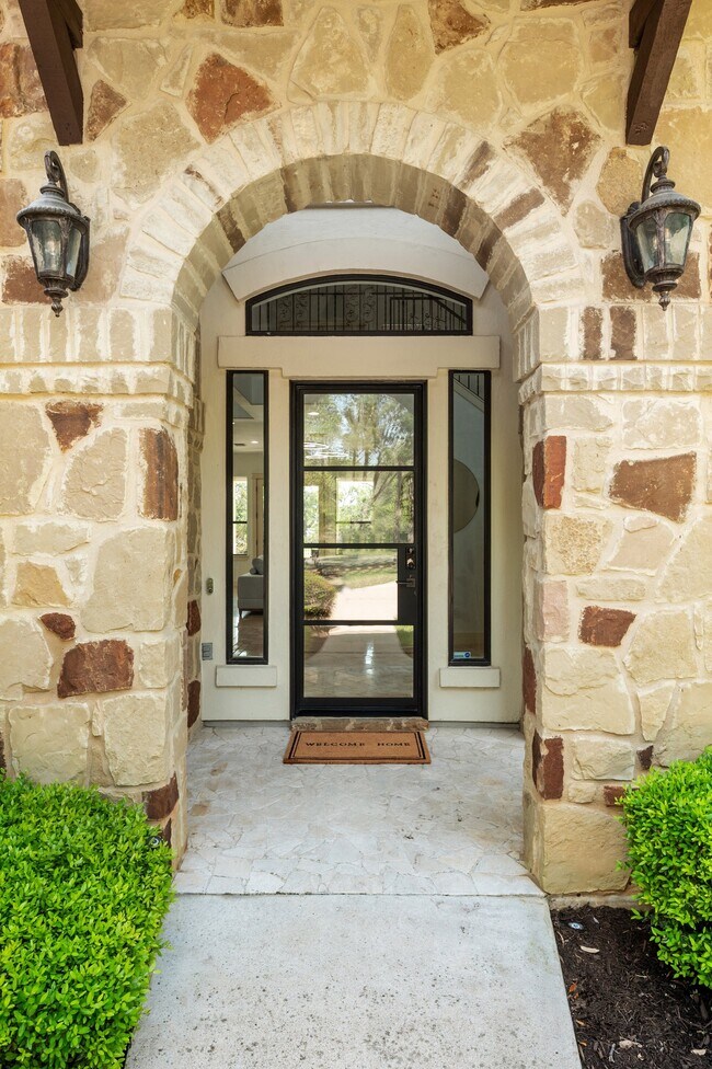 Building Photo - 206 Lido St