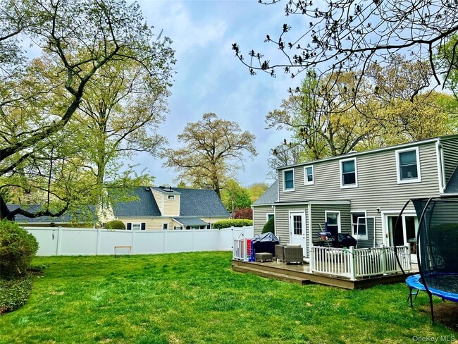 Building Photo - 46 Beechwood Rd