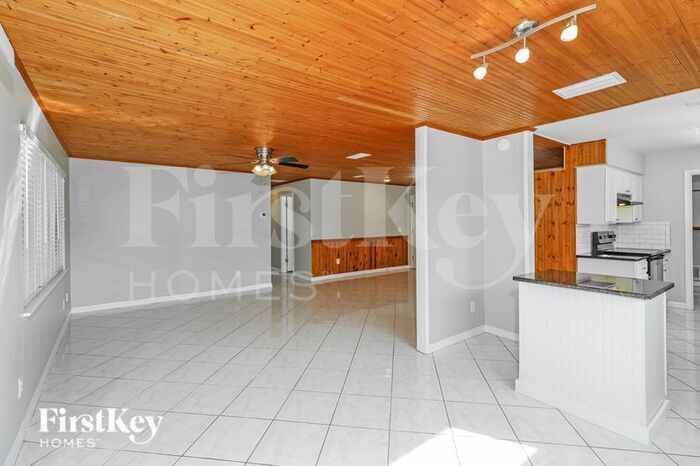 Building Photo - 1034 Hermosa Dr