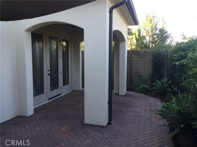 Building Photo - 71 Honeyflower