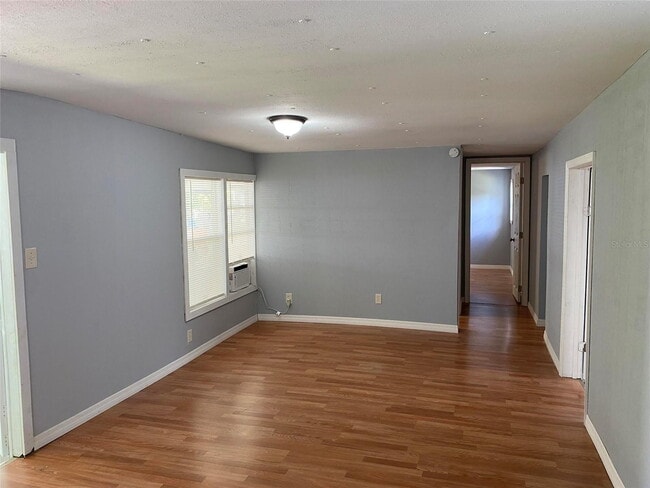 Building Photo - 5068 Santos Rd
