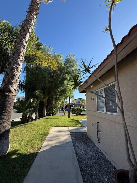 Building Photo - 3794 Coral Shores Ct