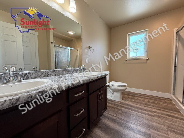 Building Photo - Newer 3 Bed 2 Bath Home in the Heights