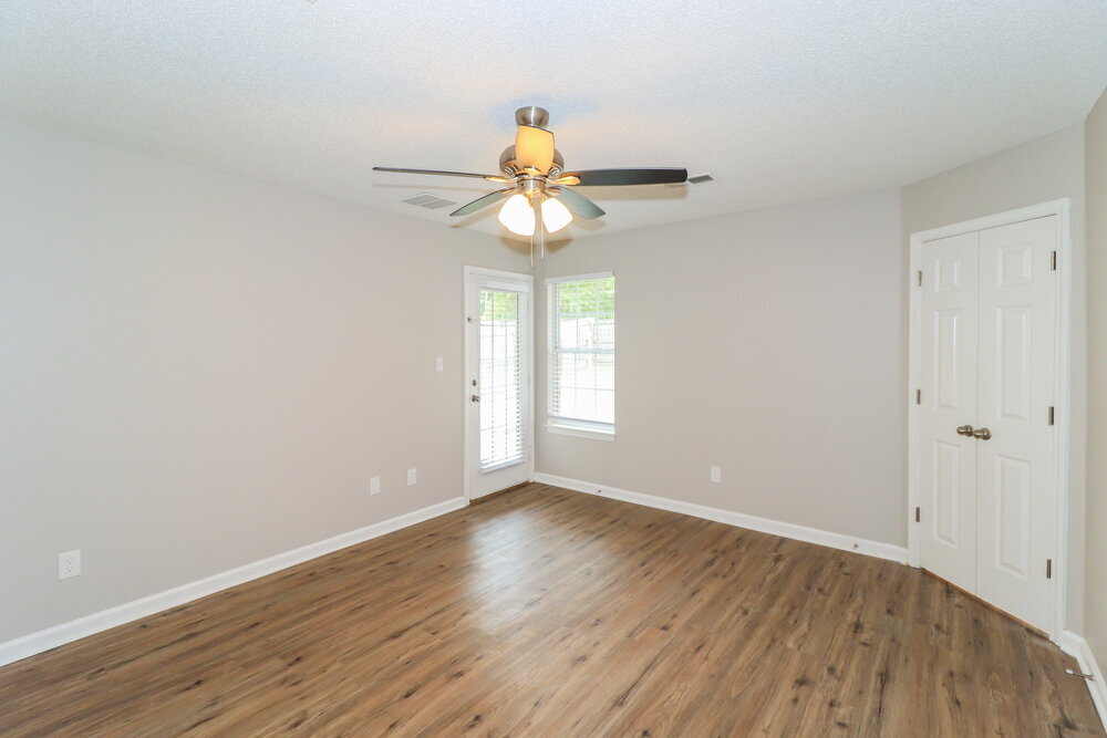 Building Photo - 9728 Tucker Creek Cove