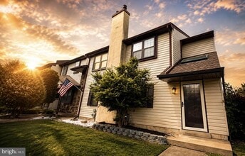 Building Photo - 1516 Tarleton Pl
