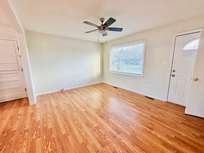 Building Photo - 3935 Elkton Trail