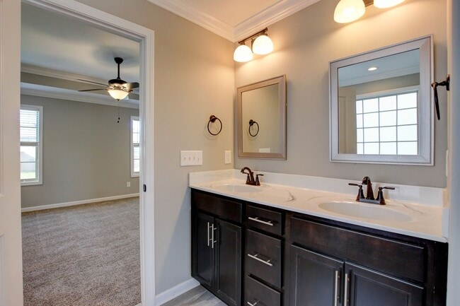 Building Photo - Big and Beautiful Smart Home