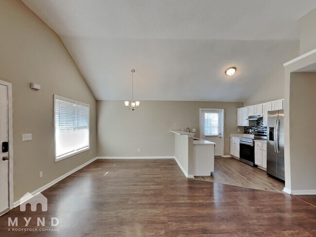 Building Photo - 3940 Cypress Pointe Dr