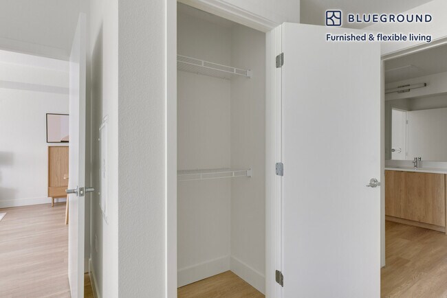 Building Photo - 1 Adrian Ct