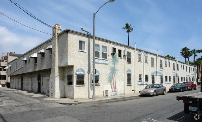 Elm Terrace - Cozy and Quiet Living in Long Beach