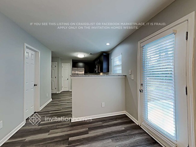 Building Photo - 904 Grass Hollow Ct