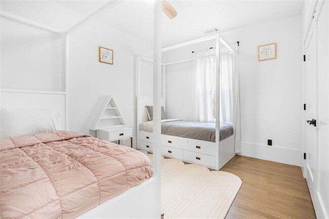 Building Photo - 507 Karen Ln