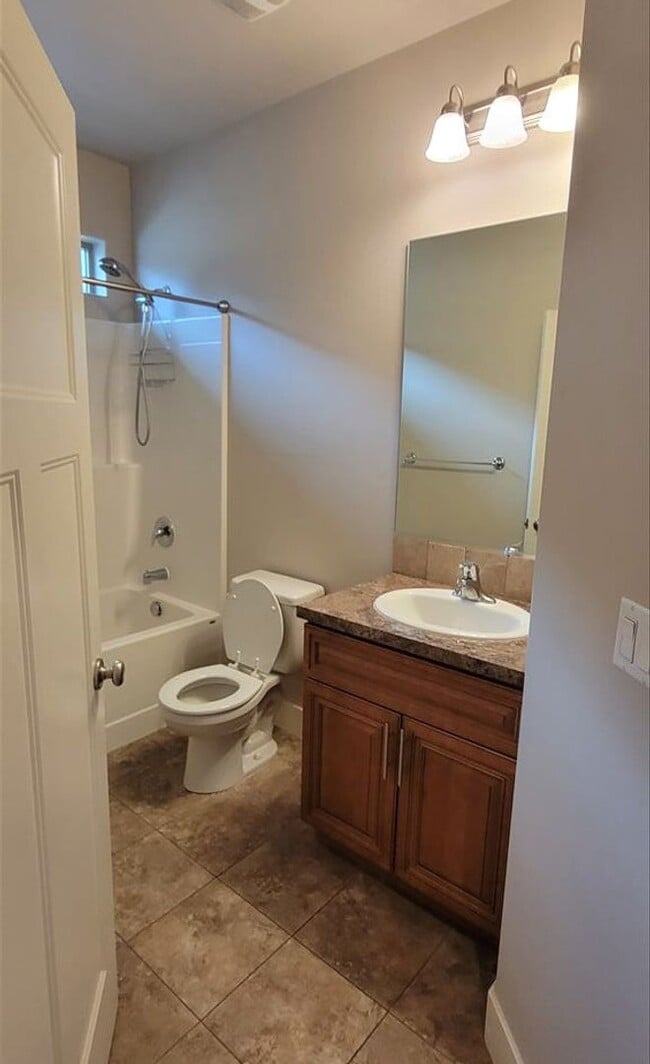 Building Photo - 1299 N Oklahoma Pl