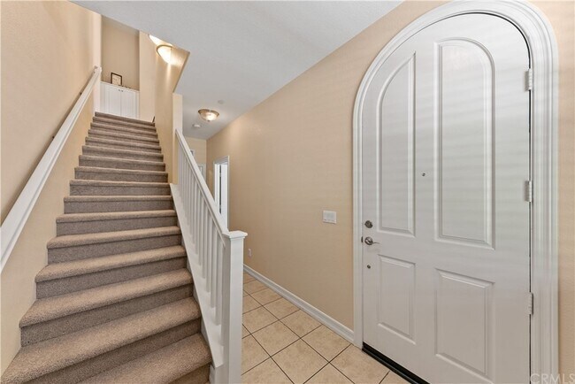 Building Photo - 1863 Hazel Ct