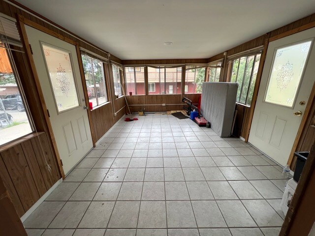Shared storage room - 2936 W 42nd Ave