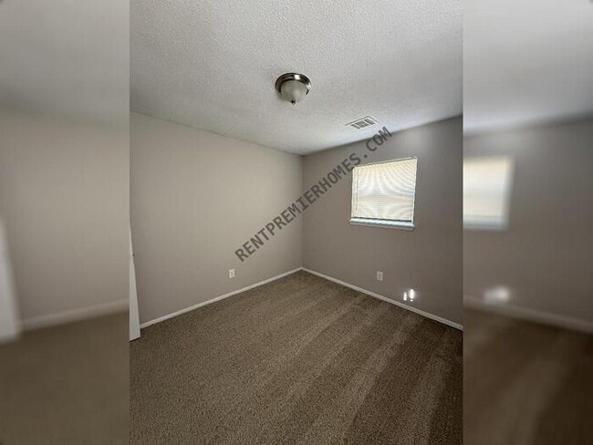 Building Photo - 429 NW 86th St