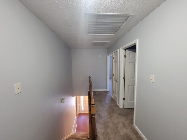 Building Photo - 4768 Red Leaf Ct