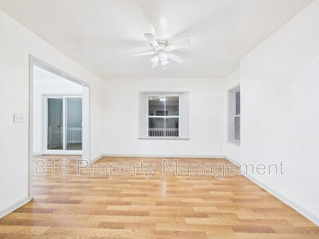 Building Photo - 2710 Park Ave