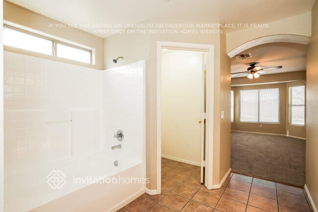 Building Photo - 9638 N 94th Ave