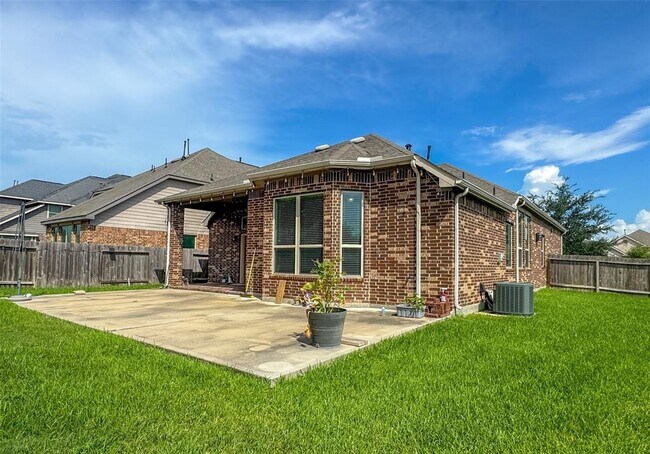 Building Photo - 4714 Western Brook Dr