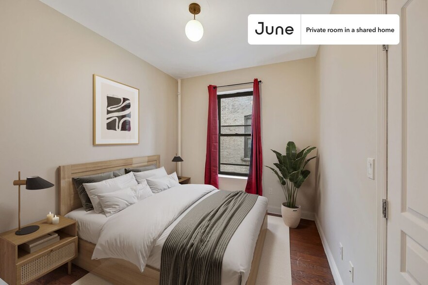 Primary Photo - Private bedroom in 4 bed/1 bath Home