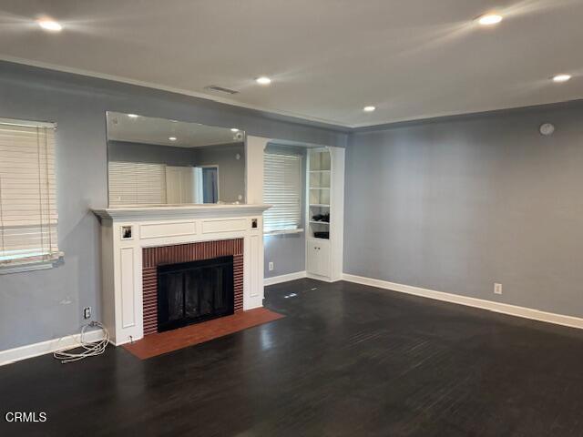 Building Photo - 643 N Hagar St