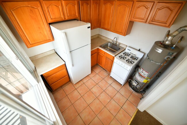 Building Photo - 2721 California St