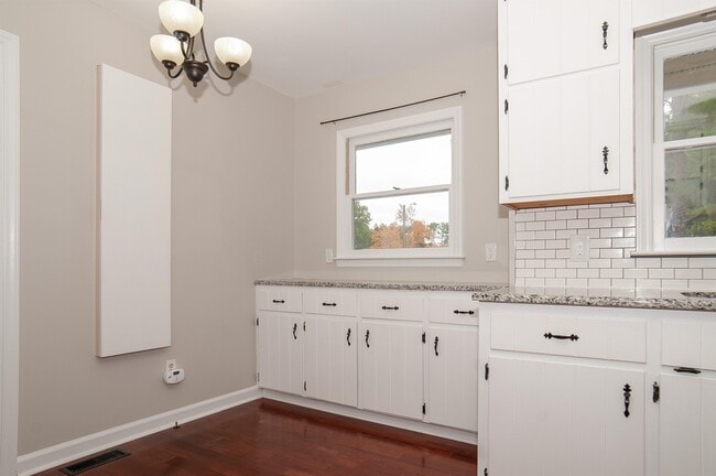 Building Photo - 1417 Owls Nest Rd