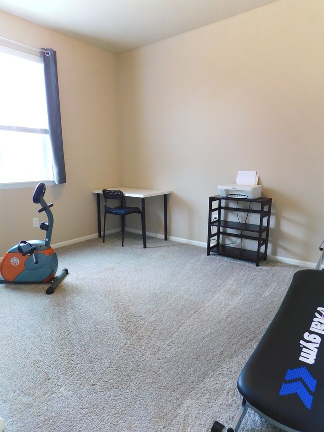 Building Photo - Charming 3 bedroom home for rent