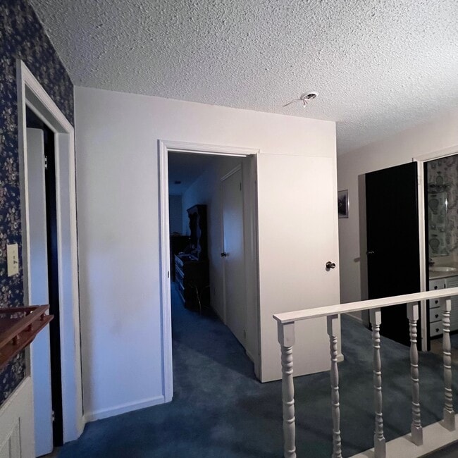 Building Photo - 306 Thomas Jefferson Dr