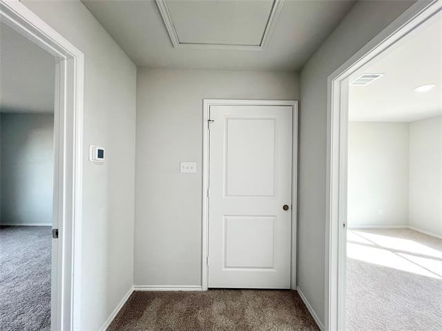 Building Photo - 829 Bluffview Dr