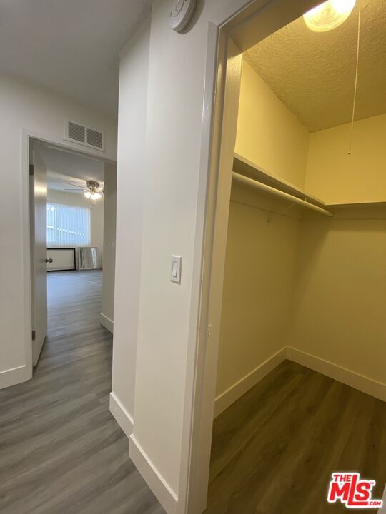 Building Photo - 1808 N Harvard Blvd