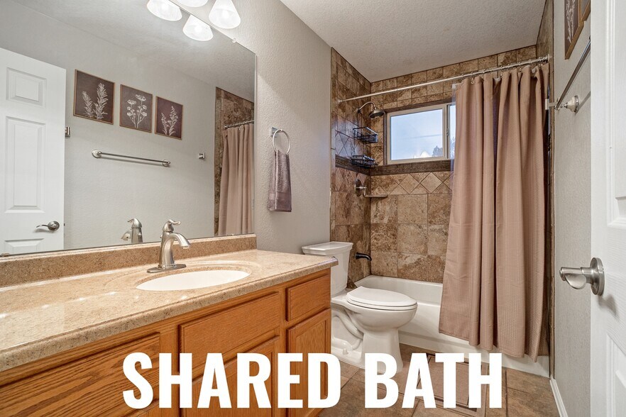 Building Photo - 13031 Dexter St