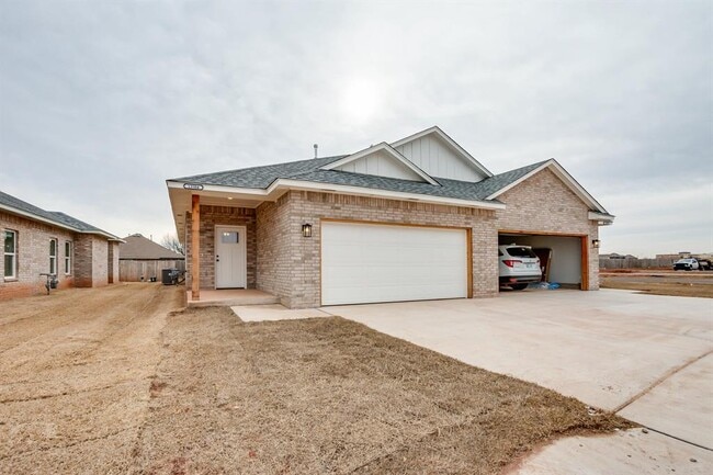 Building Photo - 13504 Calli Ct