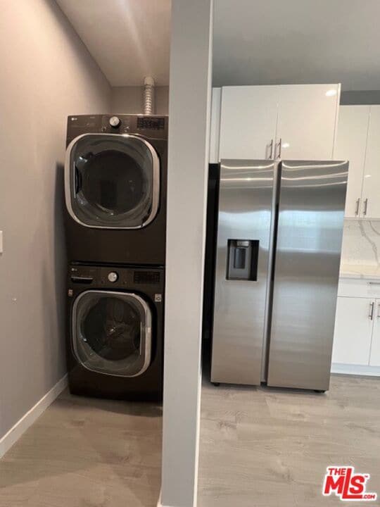 Building Photo - 6833 Lubao Ave