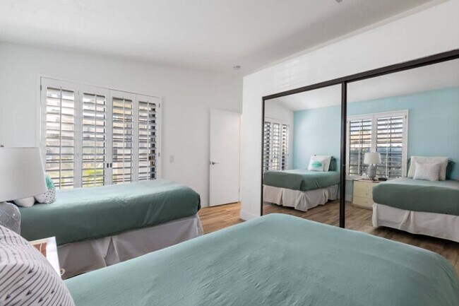Building Photo - Desert Rose- Condo with Pool and Tennis Co...
