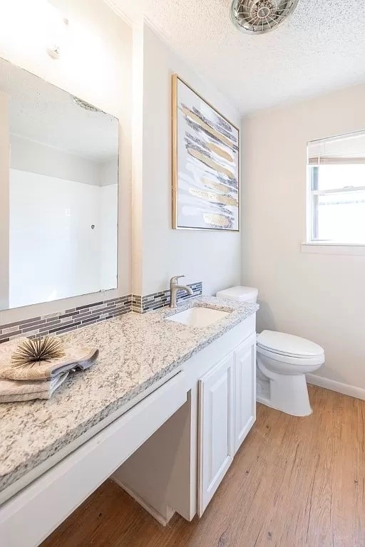 Building Photo - 2406 Rountree Dr