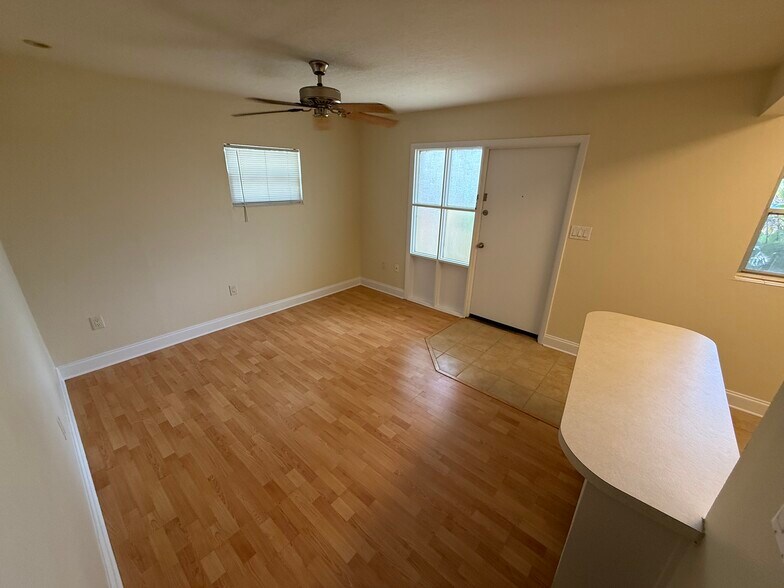 Living Area - 421 S Hyer Ave