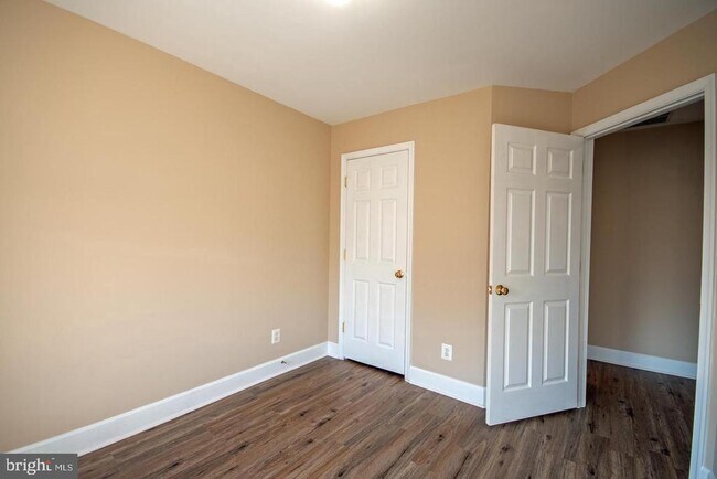 Building Photo - 2444 Terra Cotta Cir