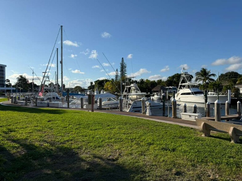 Building Photo - 2731 NE 14th Street Causeway