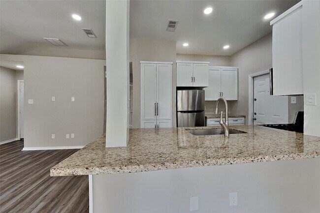 Building Photo - 9119 Newkay Ln