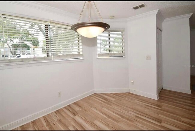 Primary Photo - 7298 Ulmerton Rd