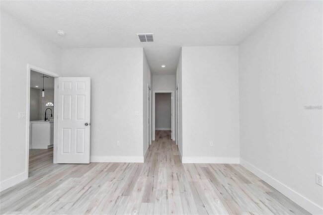 Building Photo - 3398 SW 165th Loop