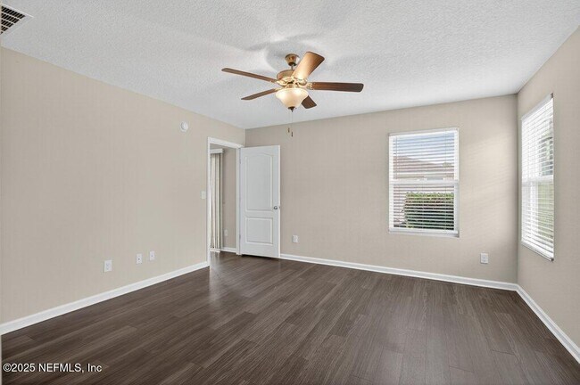 Building Photo - 8387 Cape Fox Dr