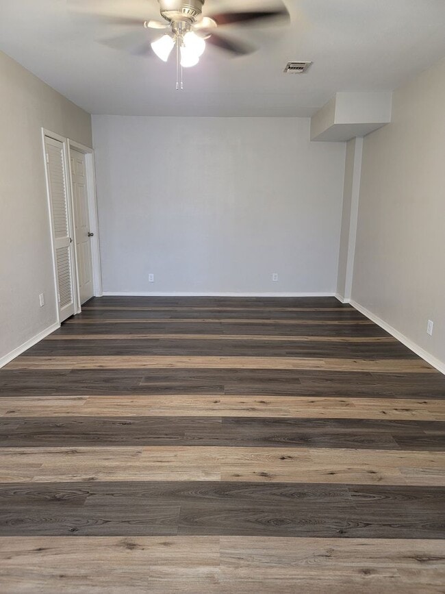 Building Photo - 4/2/2 TOTALLY renovated home