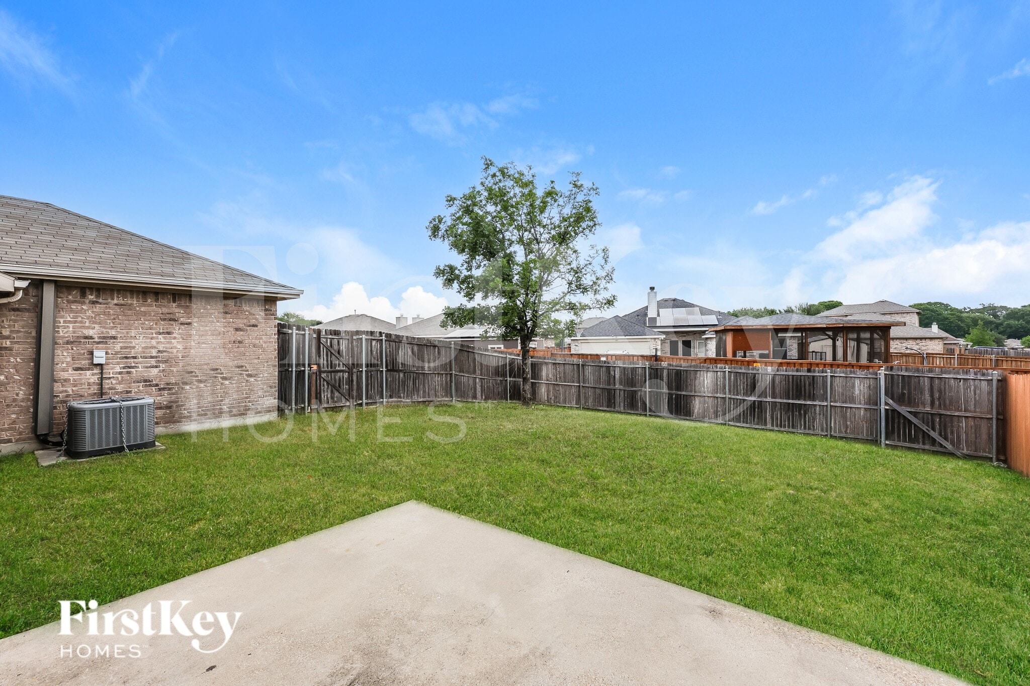Building Photo - 610 Canvas Ct