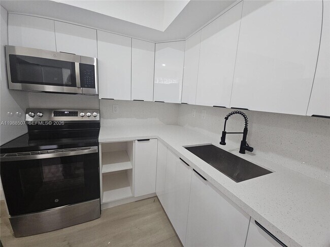 Building Photo - 13067 SW 88th Terrace S
