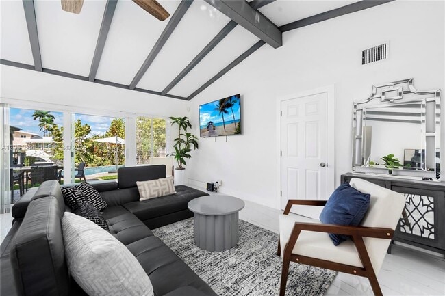 Building Photo - 2531 Key Largo Ln