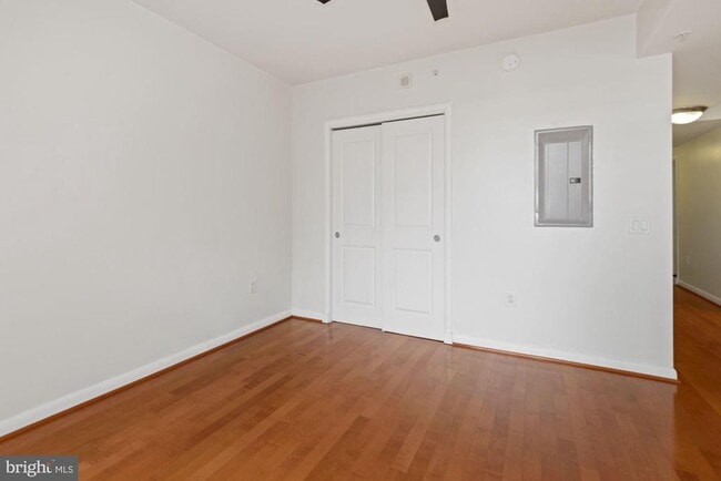 Building Photo - 1021 N Garfield St